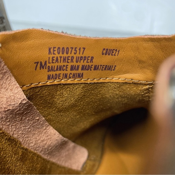 New! Kork Ease Riley Gray Brown Distressed Suede Bootie 7M - Picture 11 of 14